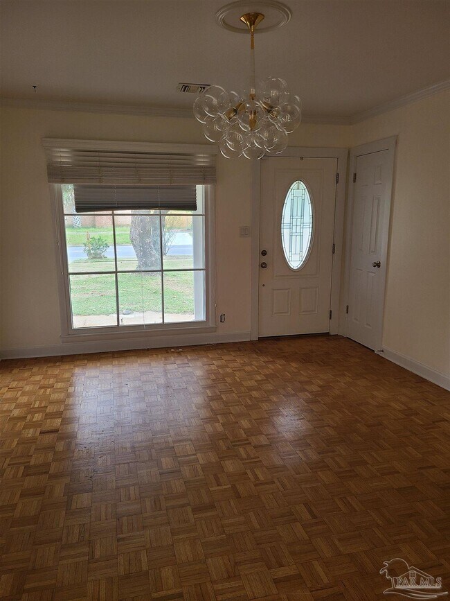 Foto del edificio - 3910 Langley Ave