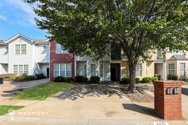 Building Photo - 2275 Nicole Dr