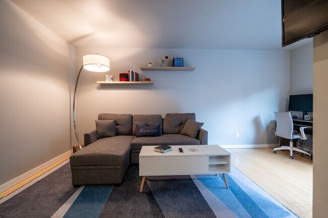 Foto del edificio - !!2 Weeks Free with Signed Lease!! Beautif...