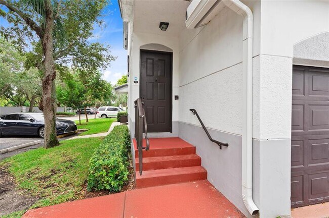 Building Photo - 781 SW 148th Ave