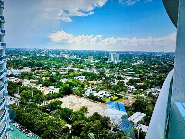 Foto del edificio - 2101 Brickell Ave