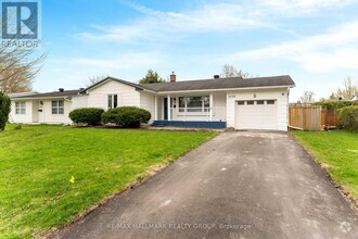 Building Photo - 2156 Fillmore Crescent