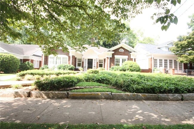 Building Photo - 1278 N Morningside Dr NE