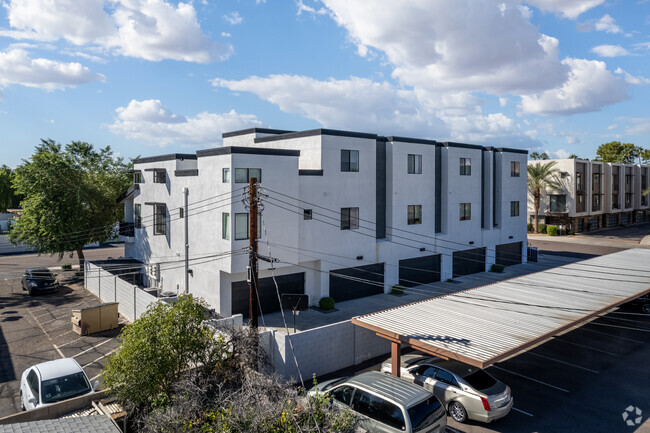 Building Photo - Old Town South Condominiums