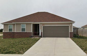 Building Photo - 1379 S Westbury Dr