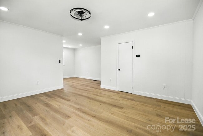 Foto del edificio - 1214 Short St