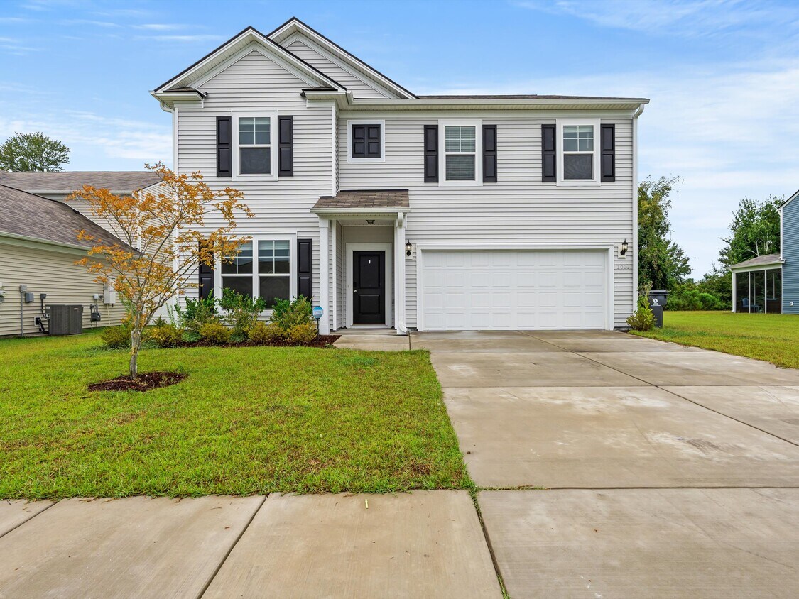 Primary Photo - 3076 Ellesmere Cir
