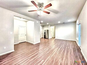 Building Photo - 152 Witchhazel Way