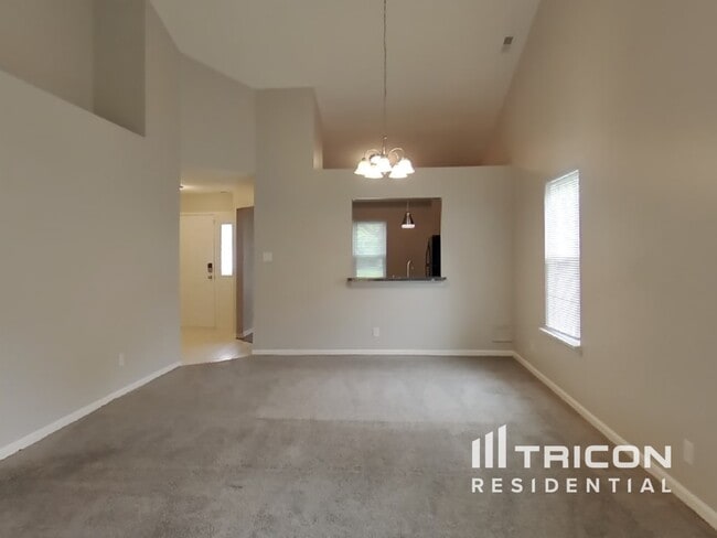 Building Photo - 7461 Camberwood Dr