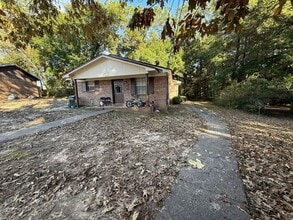 Building Photo - 4943 Yacht Harbor Dr