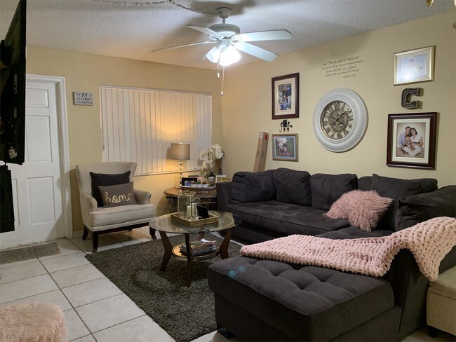 Foto del edificio - 8601 NW 35th St