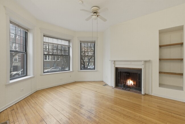 Building Photo - 5120 N Kenmore Ave