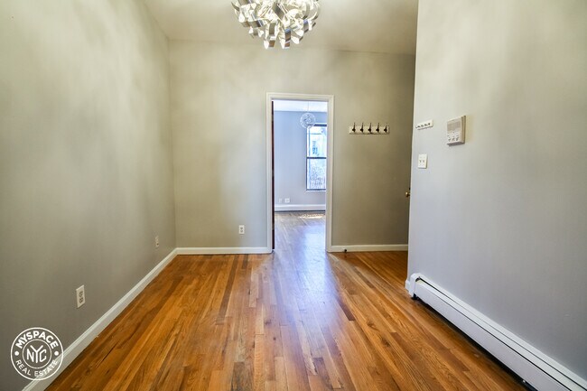 Foto del edificio - 108 Cooper St