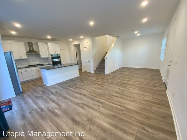 Foto del edificio - 3 br, 2.5 bath House - 13068 Olympus Circl...