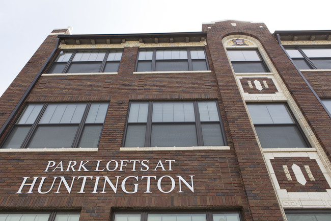 Foto del edificio - Park Lofts at Huntington