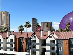 Building Photo - 210 E Flamingo Rd