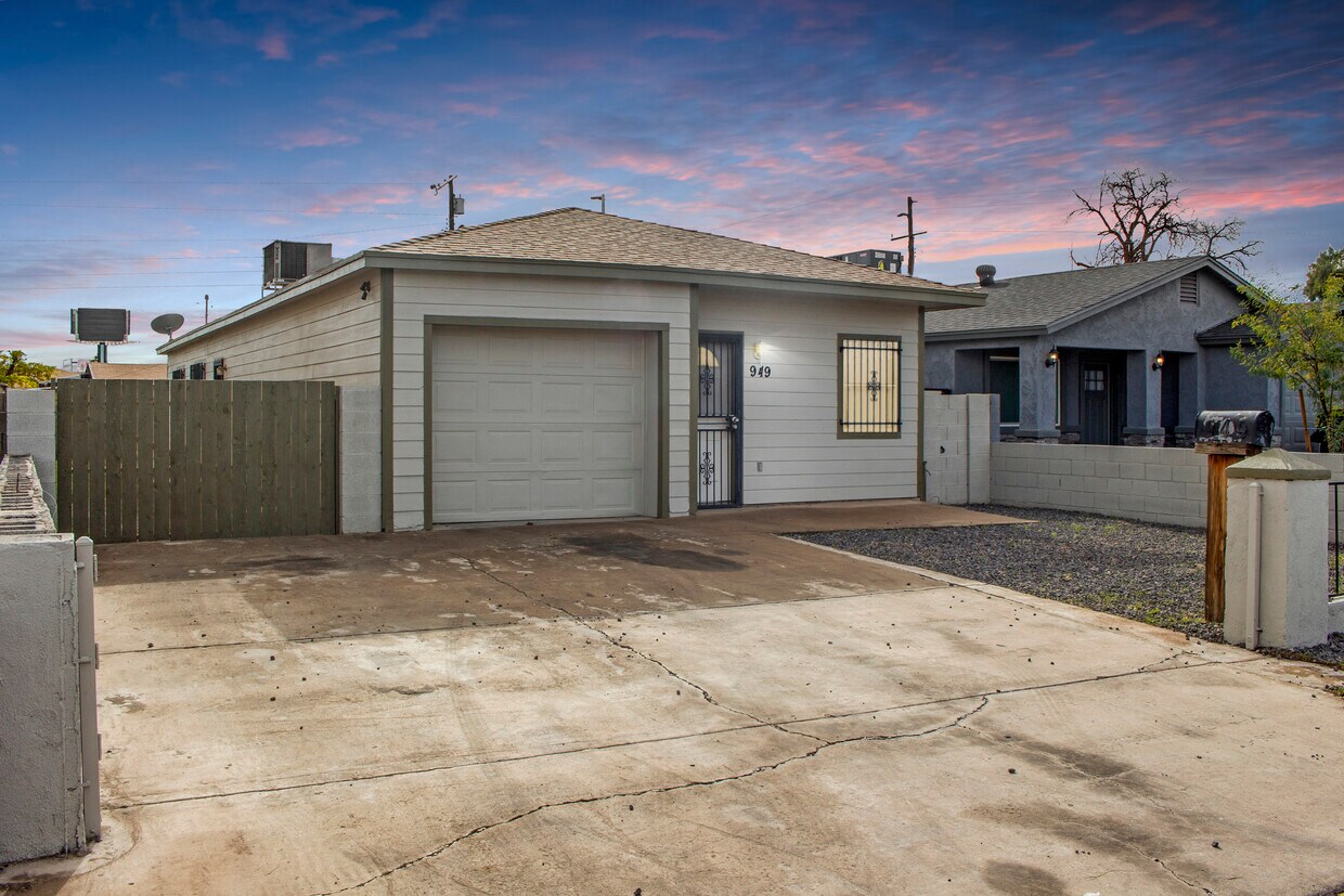 Primary Photo - 949 W Cocopah St