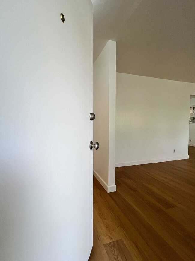 Foto del edificio - Updated Three Bedroom Napa Home