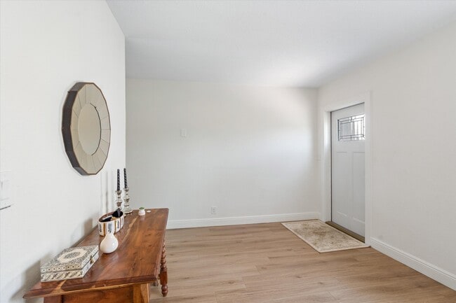 Building Photo - 4921 NE 23rd Ave