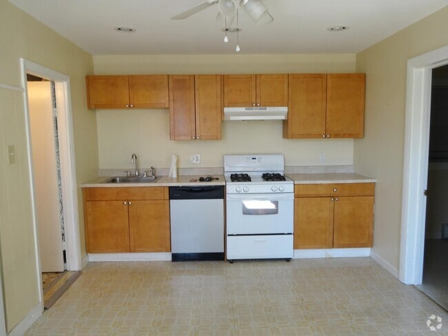 Building Photo - 22 Vinton St