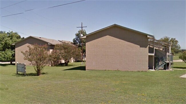 Building Photo - 500 N Anderson St
