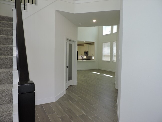 Building Photo - 12846 Meadow Wind Wy