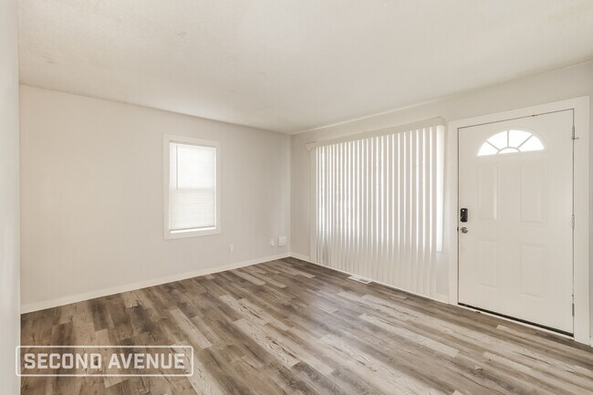 Building Photo - 5622 Indiana Ave