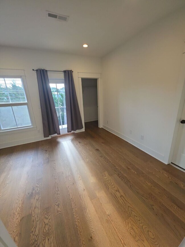 Foto del edificio - 3-Bedroom HOA Townhome with Pool Access Near Downtown Cookeville