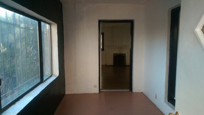 Foto del edificio - 2127 Silver Ave SE