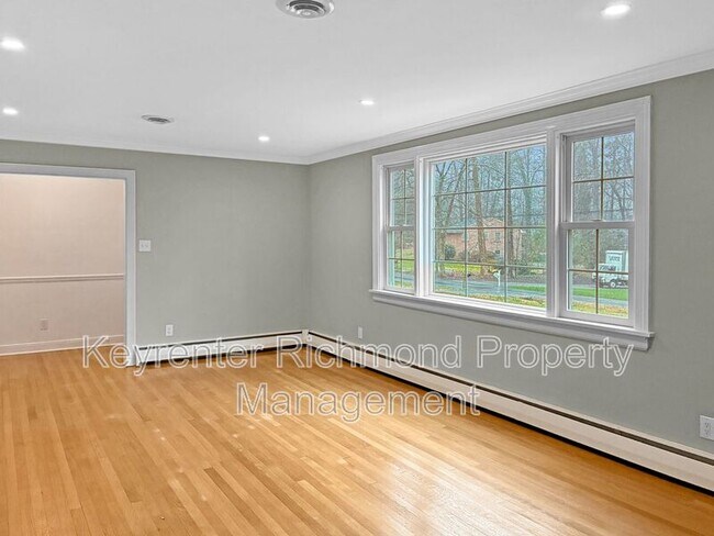 Foto del edificio - 4233 Pawnee Rd