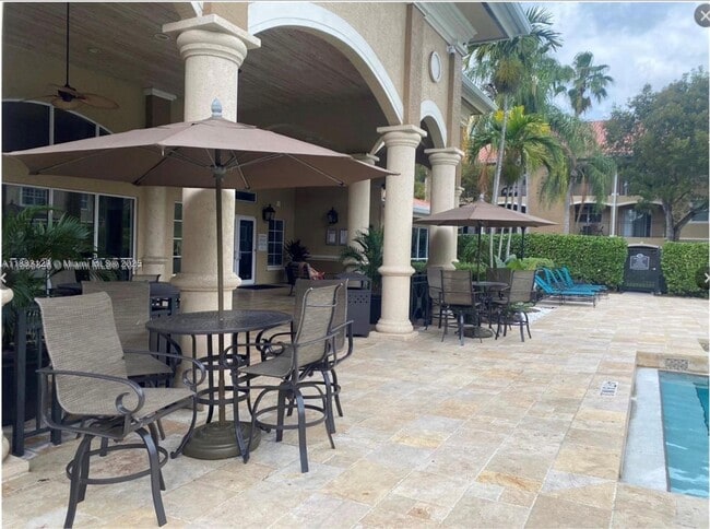 Foto del edificio - 100 SW 117th Terrace