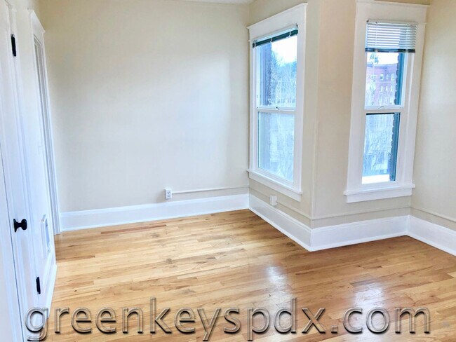 Foto del edificio - 1631 NW Everett St