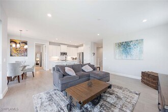 Building Photo - 2603 Seychelles Cir
