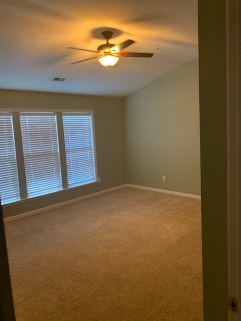 Building Photo - 306 Balaban Cir