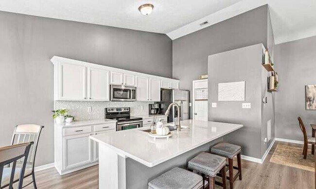 Foto del edificio - 15259 High Timber Ln