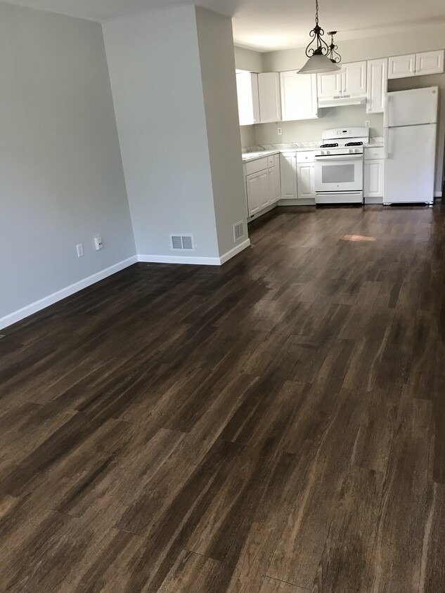 Foto principal - 3121 Galilee Ave