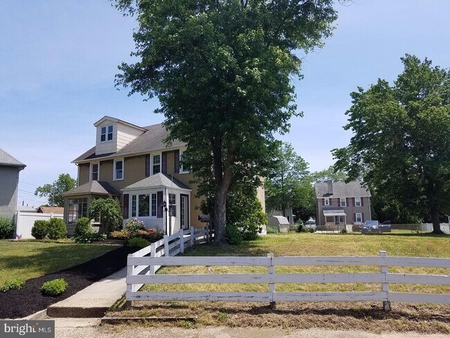 Foto del edificio - 116 Pennsylvania Rd