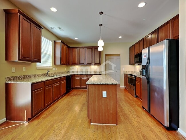 Foto del edificio - 1404 Manley Ct