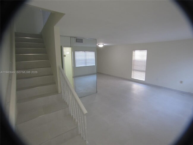 Foto del edificio - 20 SW 108th Ave