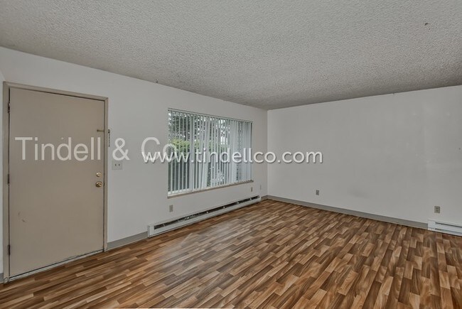 Foto del edificio - 19849 NE Halsey St
