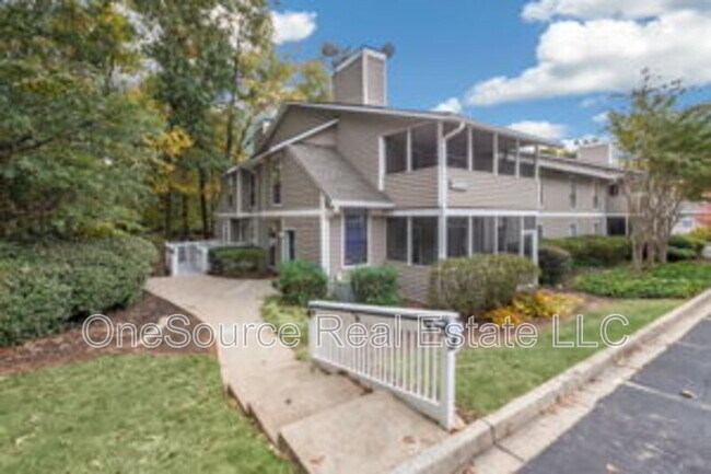 Foto del edificio - 1101 Wynnes Ridge Cir