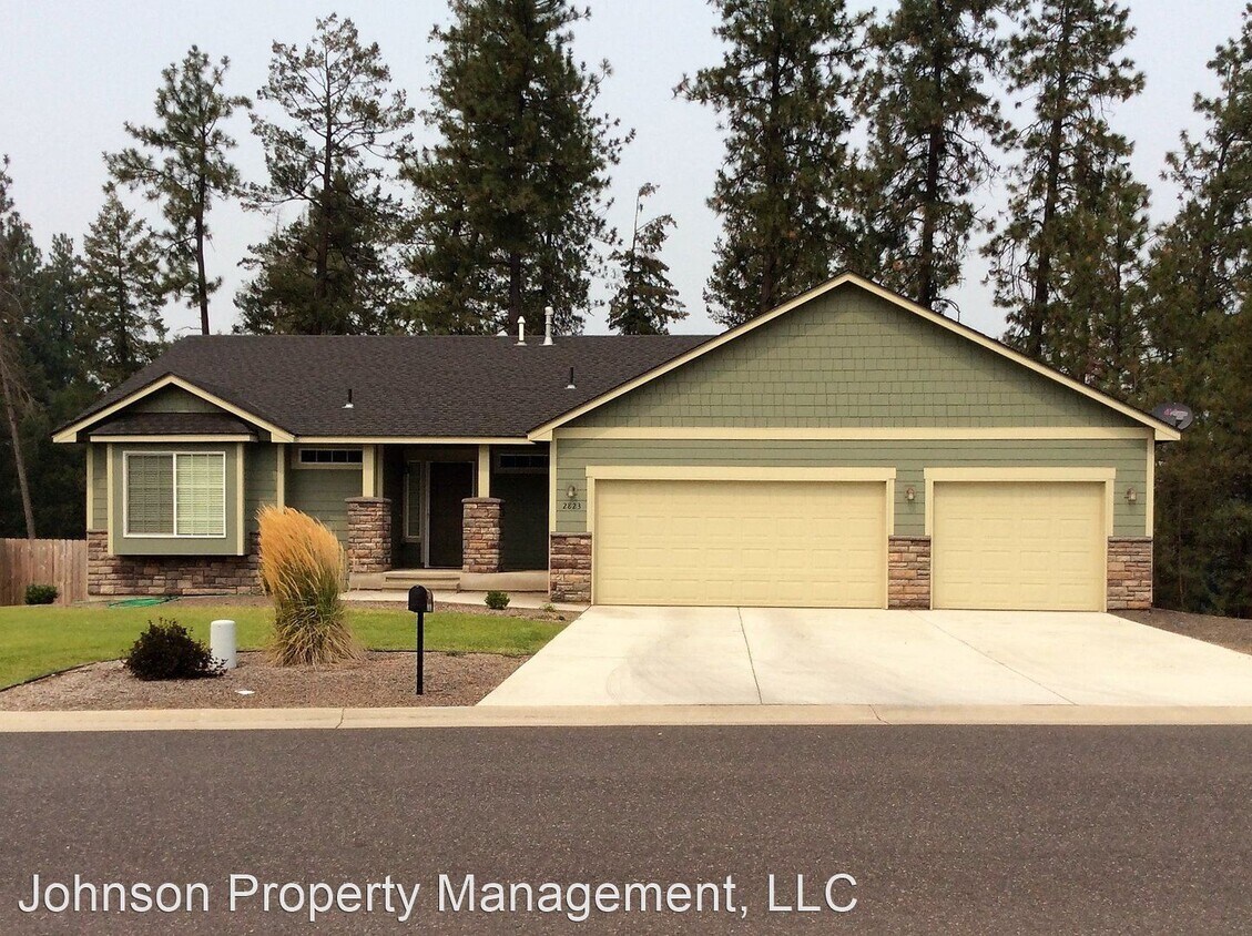 2823 E Clover Park Ave, Mead, WA 99021 House Rental in Mead, WA