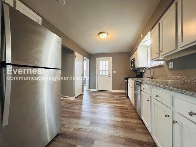 Foto del edificio - 763 Shaw Ave