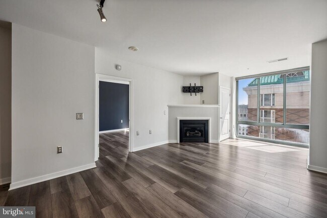 Foto del edificio - 851 N Glebe Rd