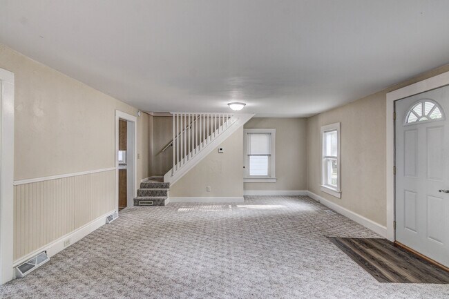 Foto del edificio - 616 Davis Ave