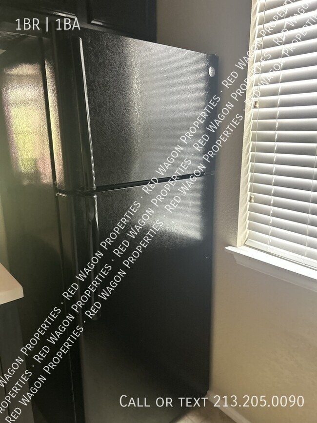 Foto del edificio - 4803 Hamilton Wolfe Rd