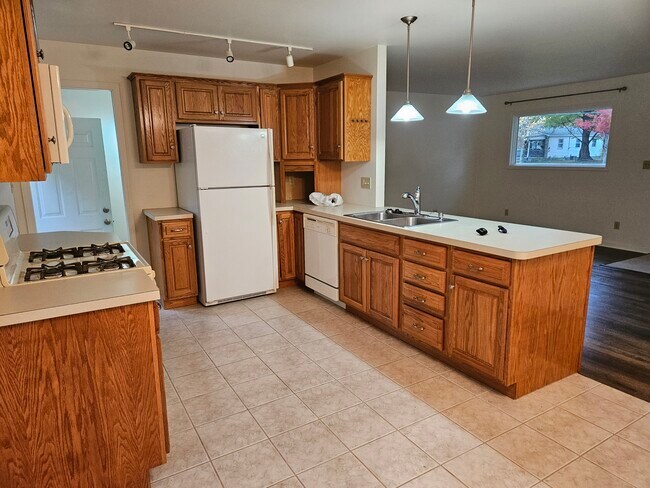 Foto del edificio - 8127 Anderson Ave NE