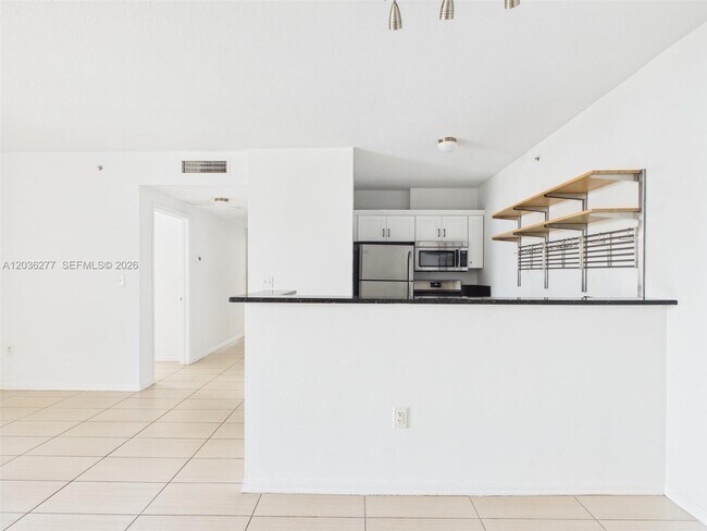 Foto del edificio - 425 NE 30th St