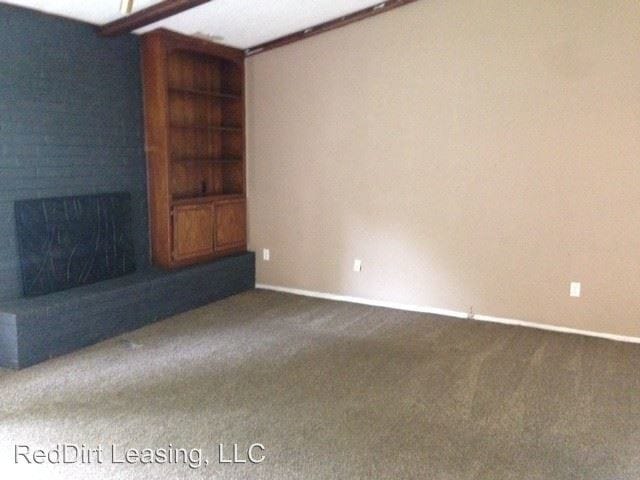 Building Photo - 3 br, 1.5 bath House - 2220 Warrior Circle