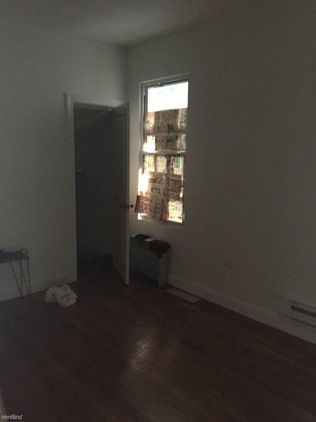 Building Photo - 206 Bergen Ave